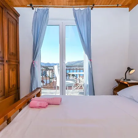 Doktor Apartmán Trogir